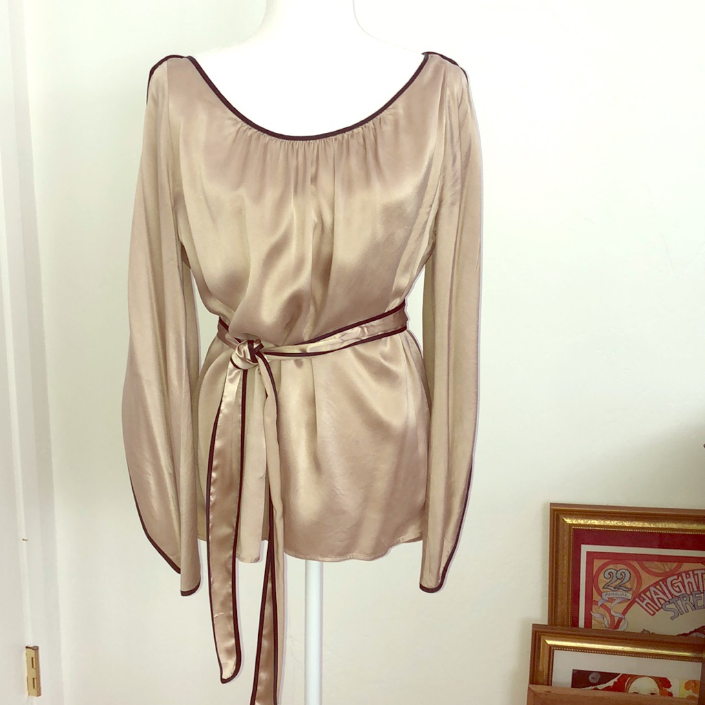 Bcbgmaxazria 100% Silk Cold Shoulder Blouse Sz M